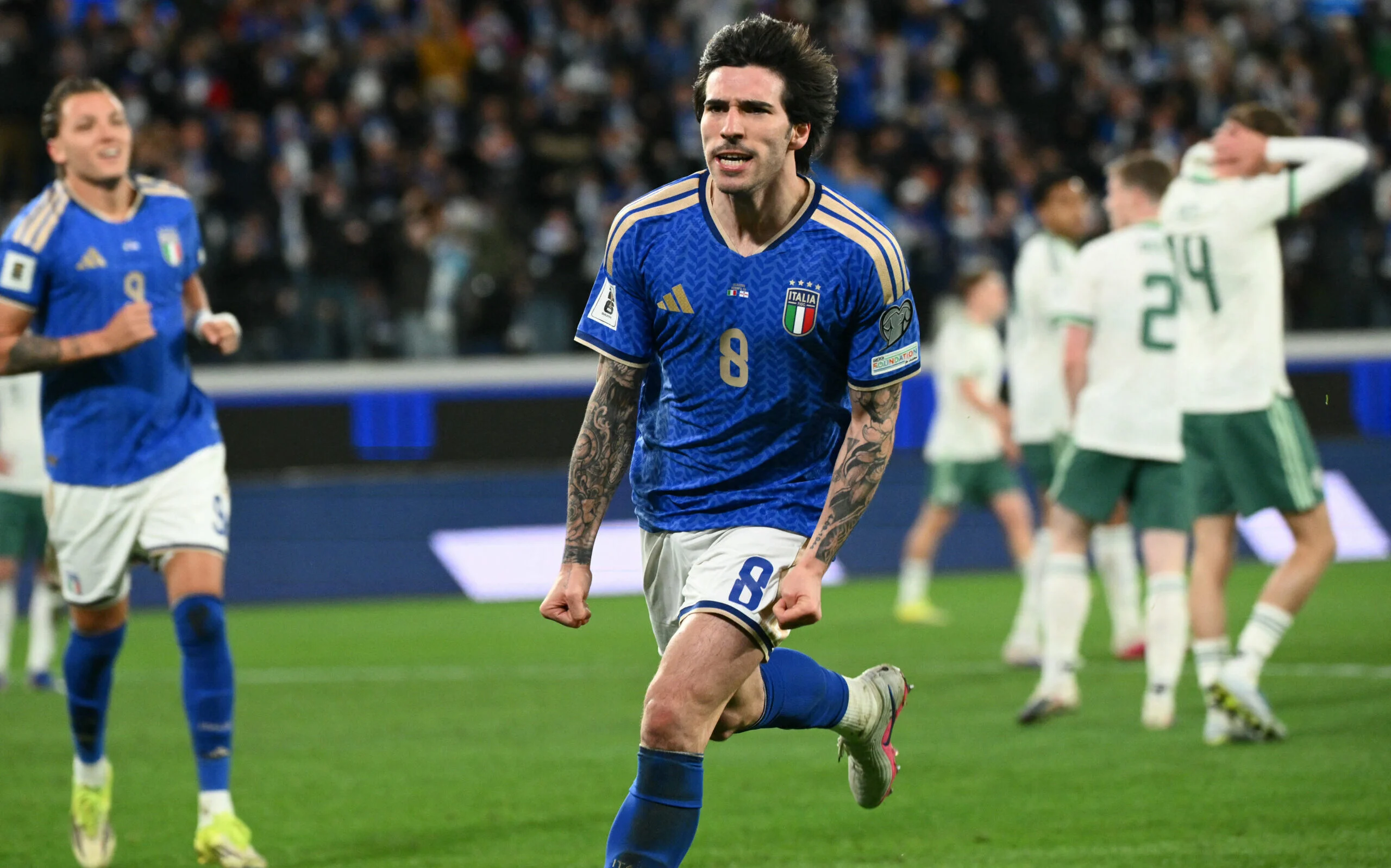 Tonali comemora gol pela Itália