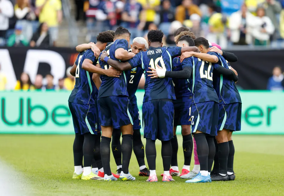 Seleção Brasileira em amistoso contra França