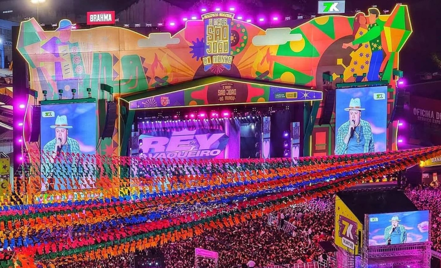 Show de Rey Vaqueiro durante São João de Campina Grande