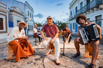 Mestrinho e João Gomes no projeto Dominguinho estarão no São João de CG