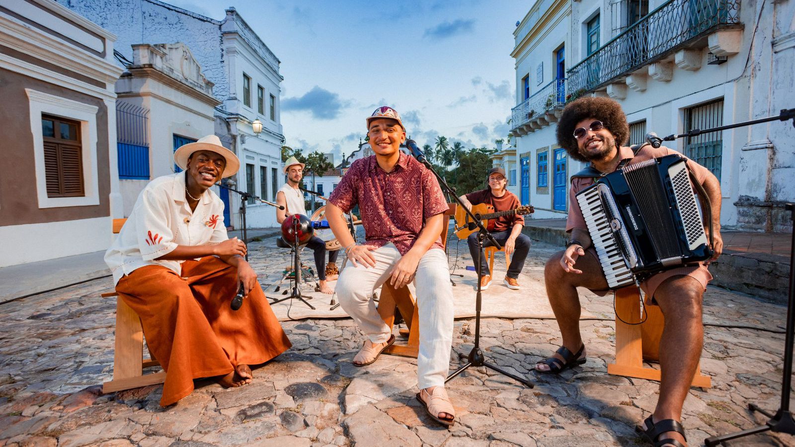 Mestrinho e João Gomes no projeto Dominguinho estarão no São João de CG