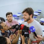 Bruno entrega nova escola em Campina Grande