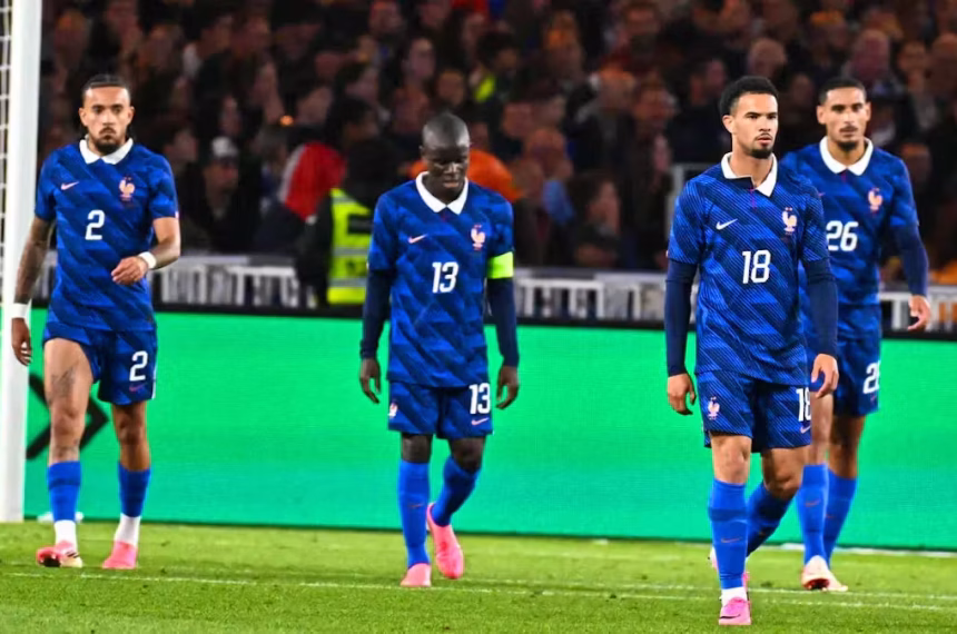 França perde para Costa do Marfim em amistoso para a Copa do Mundo .webp
