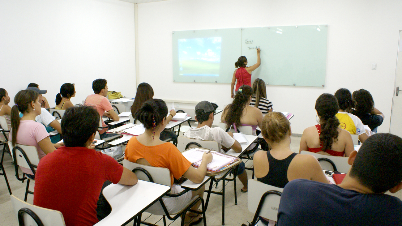 UFCG amplia cursos preparatorios para o Enem